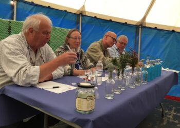 Dommerpanelet fra en tidligere kåring af Årets Bjesk. Foto (arkiv): VHM.