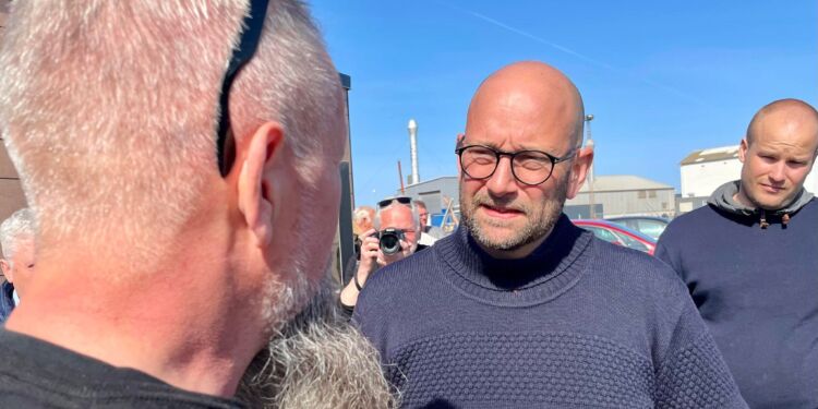 Fødevareminister Rasmus Prehn under et besøg i Hirtshals. Foto: Arkiv.