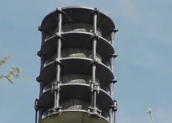 Den første onsdag i maj klokken 12 testes Danmarks sirener. I år har Beredskabsstyrelsen udsendt information om sirenerne på flere sprog, blandt andet ukrainsk. Foto: Beredskabsstyrelsen.