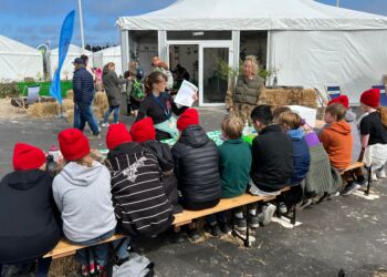 Skoletjenesten i gang ved Naturmødet 2022. Foto: Arkiv.