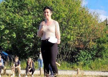 Anne Honoré Østergaard fra Venstre holdt båltalen i Bindslev. Foto: Ulla Sølvsten.