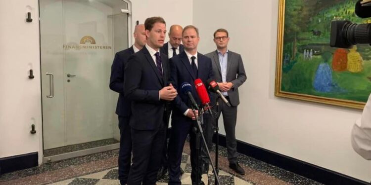 Regionsrådsformand Mads Duedahl (V) i Finansministeriet. Foto: Privat.