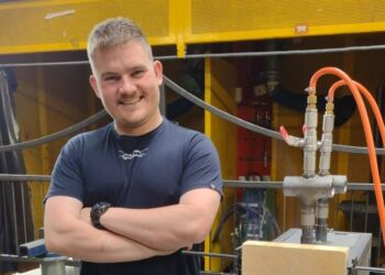 Nicklas W. T. Petersen er vokset op i Hirtshals og bosat i Horne.