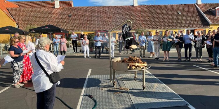 Yvonne Hansen synger igen i år for til Sankt Hans på Hirtshals Kro. Foto: Arkiv.