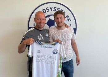 Cheftræner Henrik Pedersen og Mattias Jakobsen.