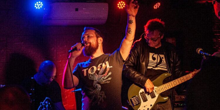 No Man's Name har tidligere flere gange med et brag af en koncert rundet en aften af ved Musik Under Trappen. Foto: Privat.