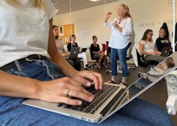 Der er mærkbart færre nyoptagede studerende i år end forrige år.
Foto: Mette Nielsen / TV2 Nord.