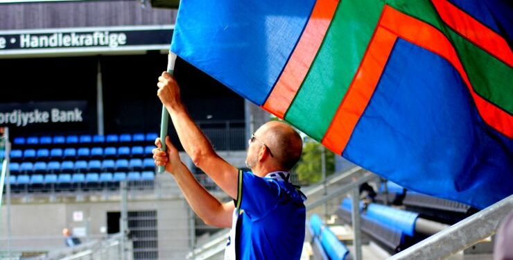 Vndelboernes flag på Nord Energi Arena. Foto: Presse-fotos.dk.