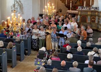 Hjørringkoret ved en tidligere koncert i en anden kirke. Foto: Privat.