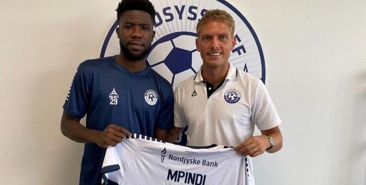 Victor Mpindi Ekani og Søren Henriksen.