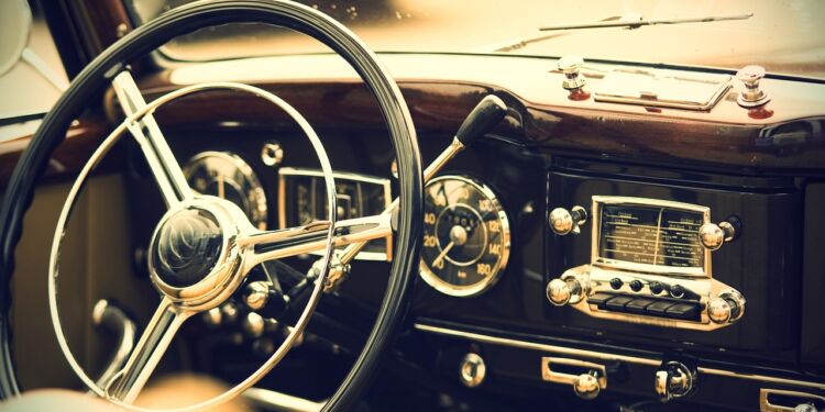 Veteranbil fra 50'erne. Foto: Pixabay.