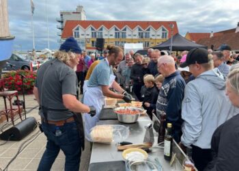 Her ses Nikolaj Kirk med Havnekøkkenet ved Hook & Cook 2022 i Hirtshals. Foto: Niels Skipper.