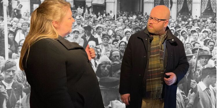 Journalist Rikke Kjølby og formidlingschefen ved Vendsyssel Historiske Museum dykker ned i historien om Hjørrings løsrivelse i serien "Frit Vendsyssel".
Foto: Vendsyssel Historiske Museum.