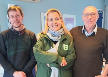 Kasper Olsen, Mia Tang (C) og Niels Chr. Nielsen fra Hirtshals Fiskeriforening.