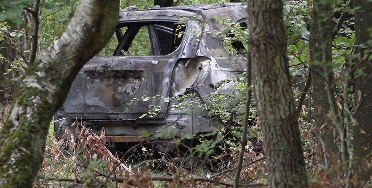 Den 22-årige er også mistænkt for at være med til at brænde den bil af, der blev brugt under røveriet.
Foto: Per Frank Paulsen / TV2 Nord.