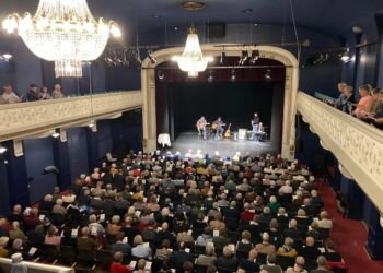 Lars Jakobsen med band har underholdt på Vendelbohus. Foto: Arkiv.