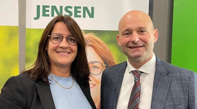 Lokale Mette Jensen i selskab med den konservative leder Søren Pape Poulsen.