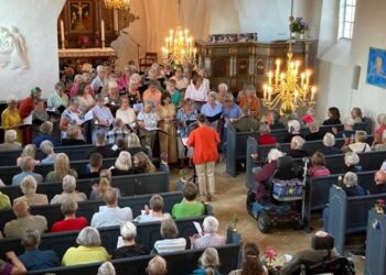 Hjørringkoret ved en tidligere koncert i en anden kirke. Foto: Privat.