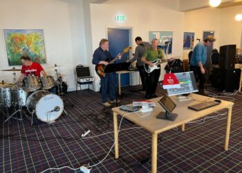 Humphrey øver på Hotel Hirtshals. Foto: Niels Skipper.
