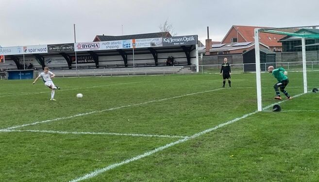 Straffespark på Schlie Arena. Foto: Niels Chr. Jakobsen.