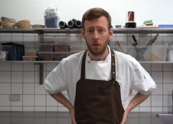 Restauratør Simon Emil Schiøtt Christensen på Restaurant Abstrakt.