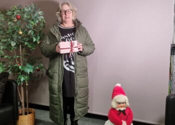 Anita Jensen vandt hovedgevinsten i julekalenderen hos HHE.