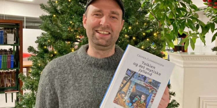 Bibliotekar Lars Simonsen. Foto: Hjørring Bibliotekerne.