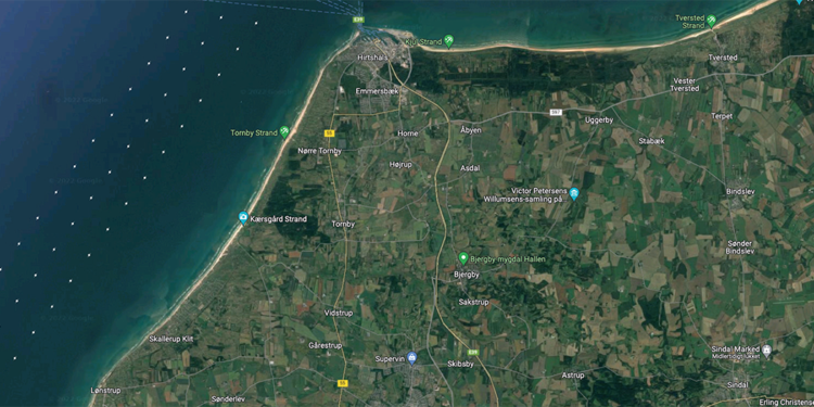 Visualisering af placeringen af 40 havvindmøller med 1200 meters afstand i 3 rækker. Foto: GERNOK.