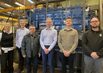 Mester Susanne Winther og Magnus Larsen fra MAN Energy Solutions, mester Niels Baand og Jeppe
Poulsen fra Hirtshals Yard, Michael Rytter og mester Simon S. Bostrup fra Orskov Yard.