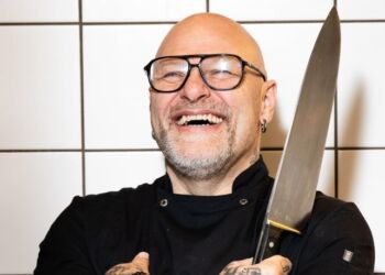 Den Skaldede Kok har meget at fortælle. Pressefoto