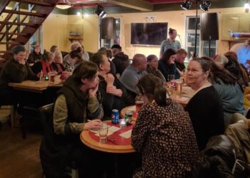 Musikbingo på Hirtshals Kro. Foto: Mads Halle Bruun.