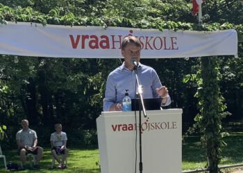 I 2021 var Christian Friis Bach en af talerne ved Grundlovsmødet i Vrå. Nu vender han tilbage.