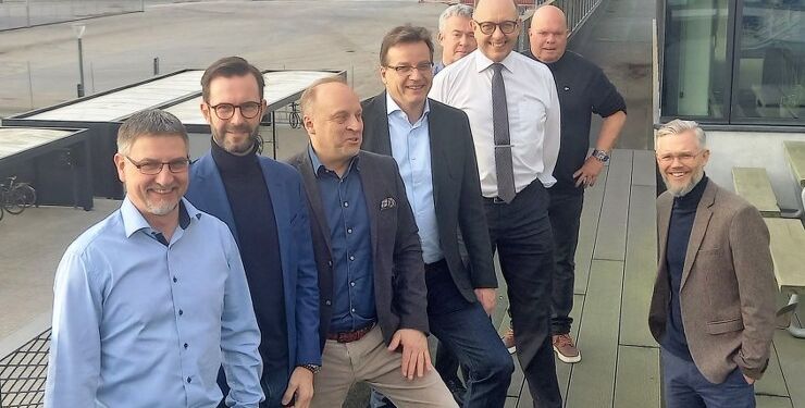 Jens Kirketerp Jensen iført hvid skjorte og slips er blevet formand for Dansk Banegods.