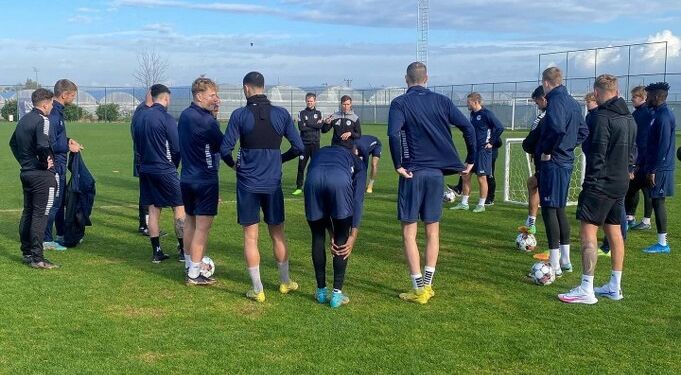 Vendsyssel FF på træningsanlægget i Tyrkiet.