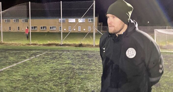 Anders Holm Schlie er ansat som børneudviklingstræner i Hirtshals Boldklub.