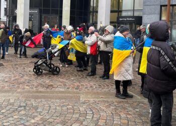 Demonstration på Springvandspladsen i Hjørring til fordel for Ukraine. Foto: Arkiv.