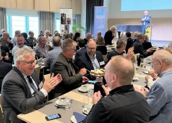 Borgmester Søren Smalbro var blandt deltagerne i generalforsamlingen. Foto: Erhverv Hjørring.