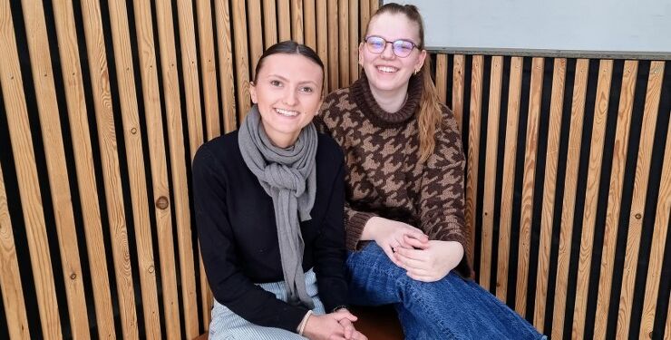 Populære HTX-elever – fra venstre Mirjam Andersen og Mai Nielsen fra 3. Z.