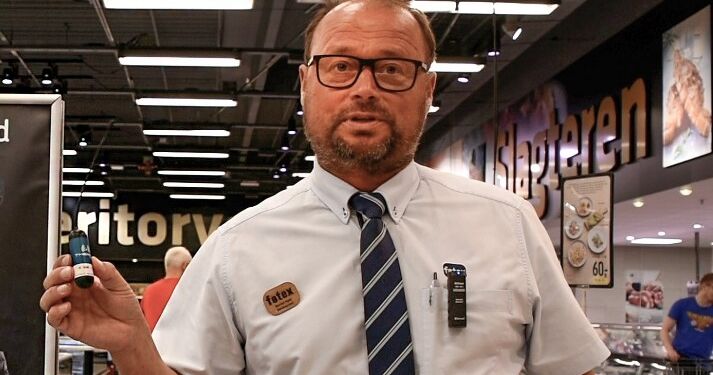 Varehuschef Morten Kjær fortæller om stort salg mandag. Arkivfoto: Palle W. Nielsen