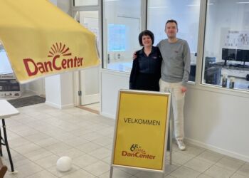 Lene og Niclas glæder sig til at møde ejere og lejere på kontoret i Tversted. Foto: Palle W. Nielsen