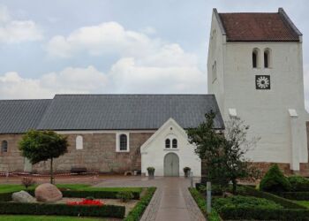Vrå Kirke - foto fra hjemmesiden