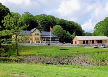 Sindal Rotaryklub inviterer til stor Forårsfest i Stakladen.