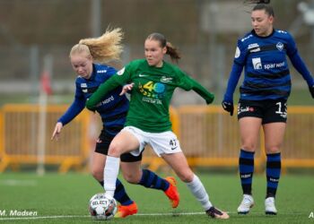 Karoline OLesen i den grønne trøje for Fortuna. Foto (arkiv): Jess M. Madsen.
