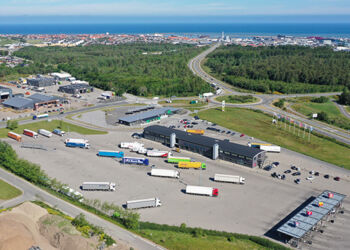 Hirtshals Transport Center ligger i umiddelbar nærhed af Hirtshals Havn. Foto: Arkiv.