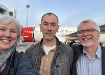 Bente Nedergaard Larsen, Jan Kiel Riisager og Bjarne Hougaard på charmeoffensiv i København.