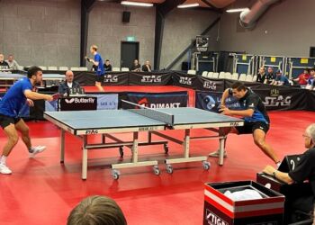 To ægyptiske landsholdsspillere - Mahmoud Helmy og Khalid Assar mødtes i finalekampen i Hirtshals Idrætscenter. Foto: Niels Chr. Jakobsen.