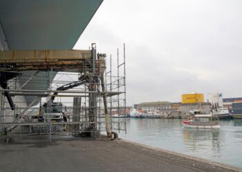 Isudleveringen på Auktionskajen. Foto: Hirtshals Havn.