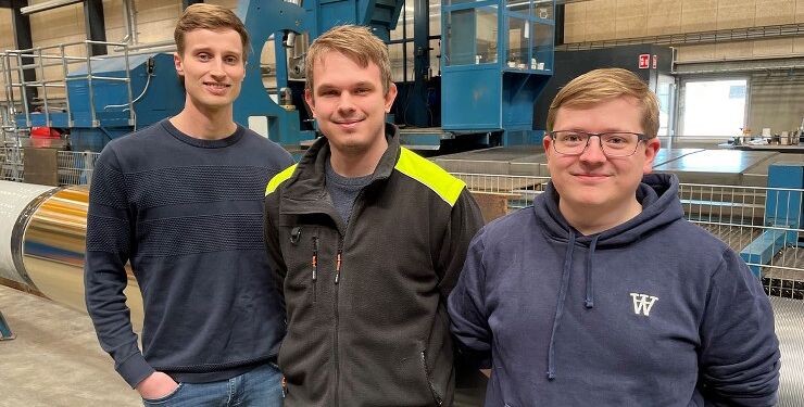 De 3 ingeniører er blevet ansat indenfor de sidste 2 år. (Fra venstre Thor Bast Ketilsson, Simon Vissing og Casper Lykke Olsen).