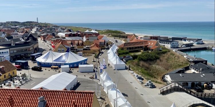 Naturmødet 2023 kort tid før start set fra værelsestårnet på Hotel Hirtshals.