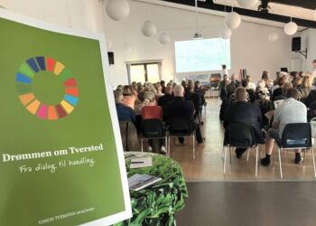 Borgermødet i Tversted samlede mange deltagere onsdag på Klitgården. 
Foto: Palle W. Nielsen